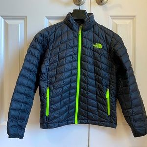 The North Face ThermoBall Jacket Youth Medium(10-12).